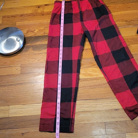 Old Navy PJ's - Picture 6 of 10